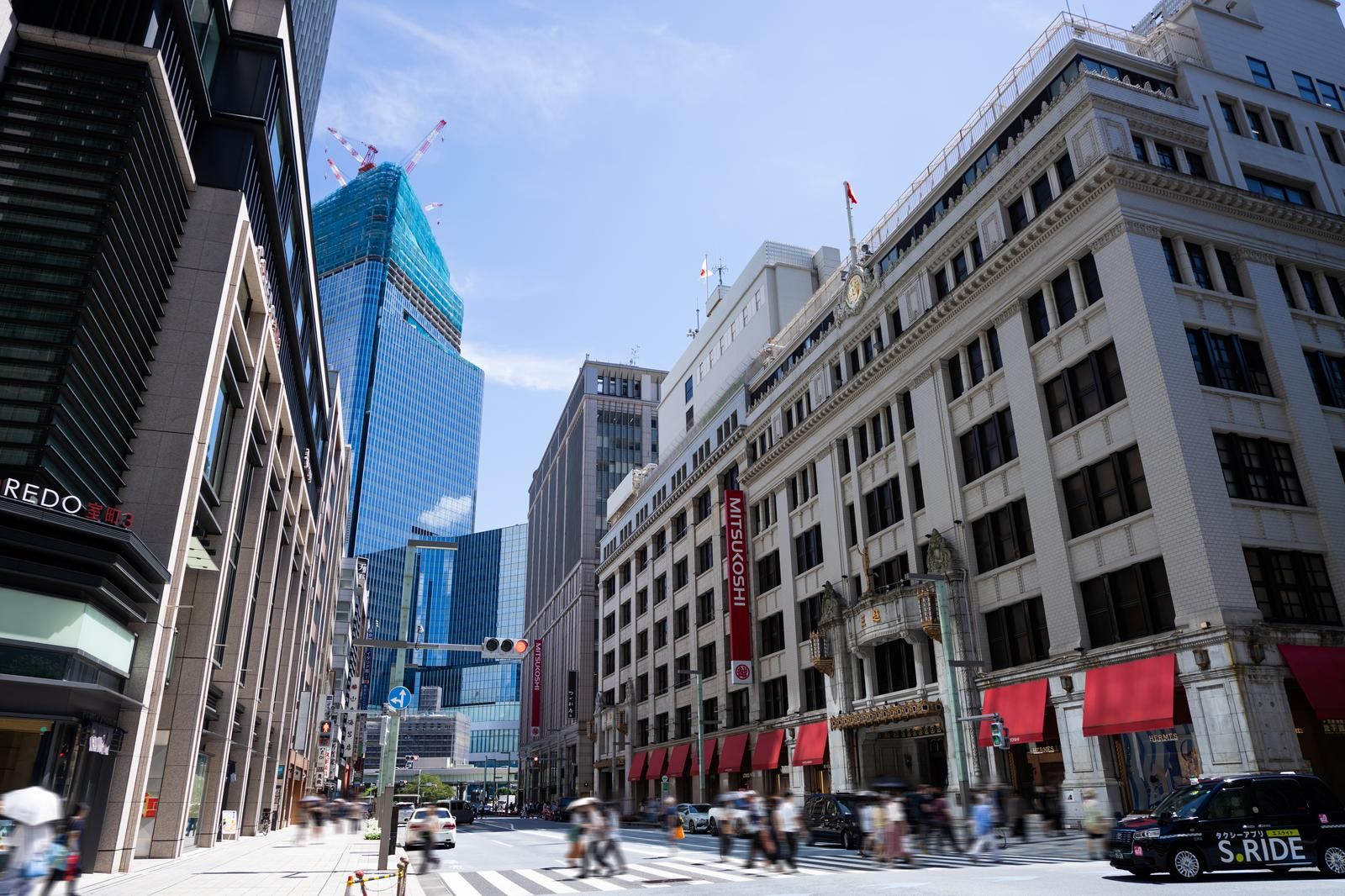 Tokyo street with office buildings